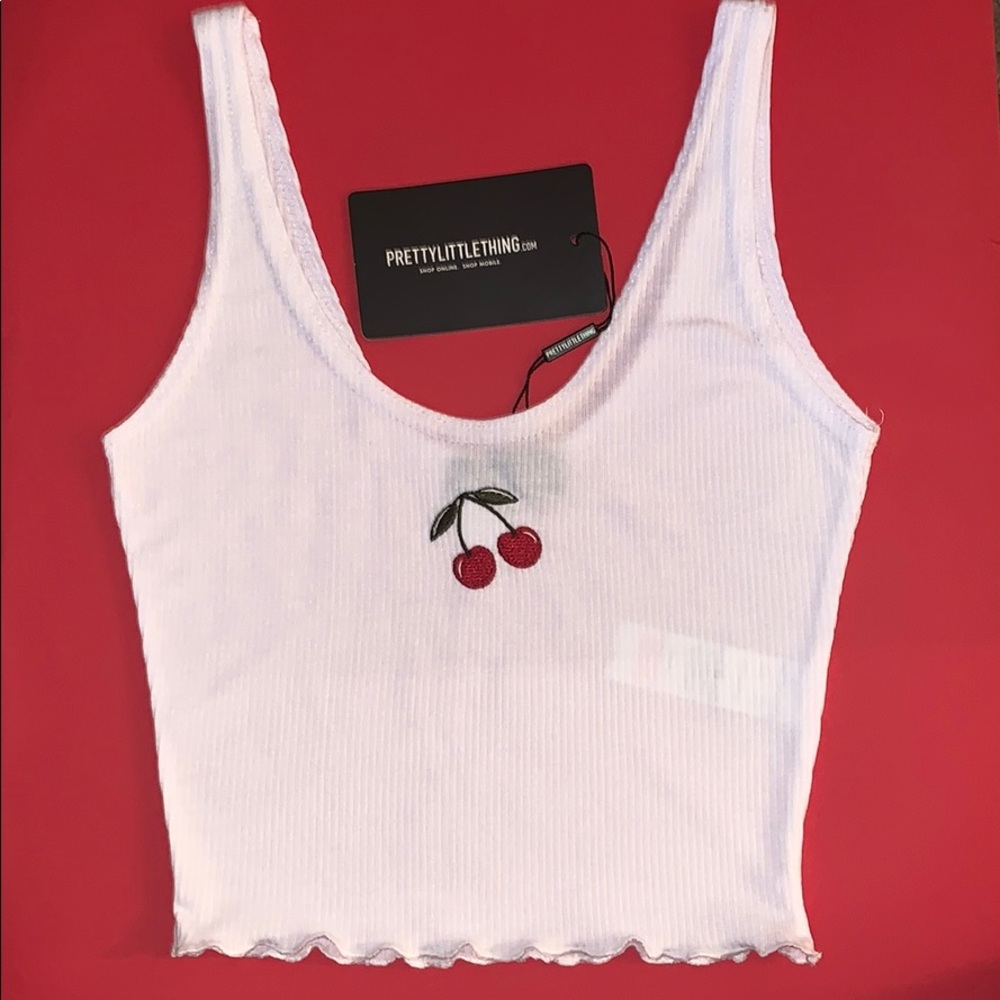 NWT Women’s Crop Top